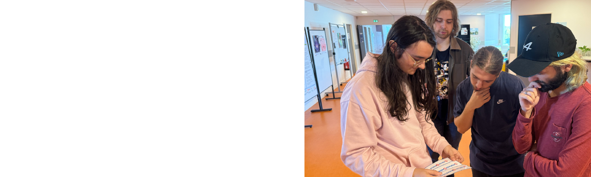 Visite des locaux du LCOMS par les étudiants en informatique